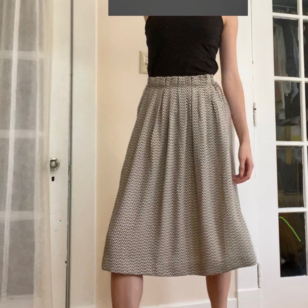 Black and White Pattern Midi Skirt